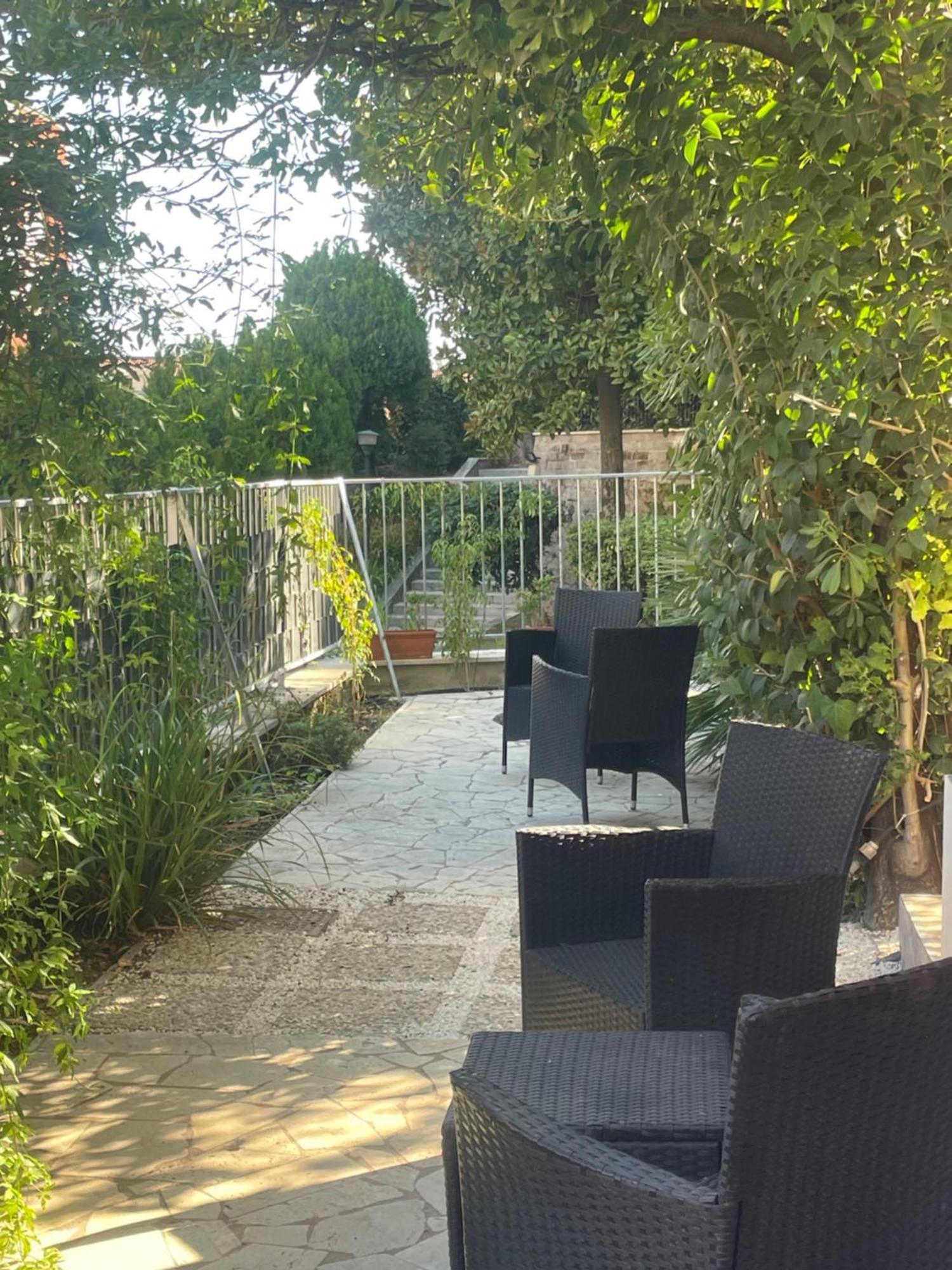 Apartamento Chez Nous Roma Exterior foto